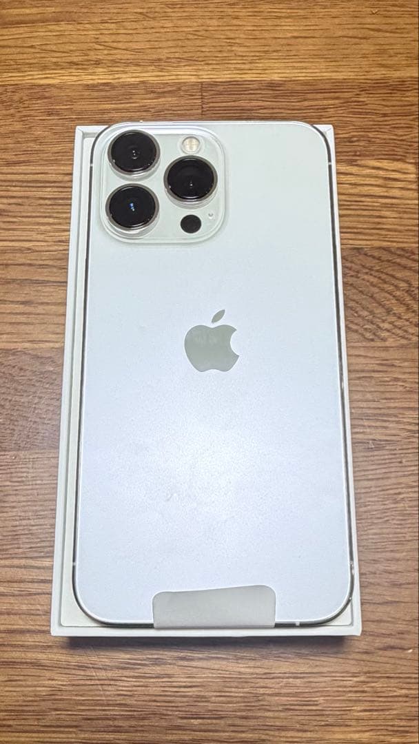 新品未使用　Apple iPhone 13 Pro 256GB シルバー 本体