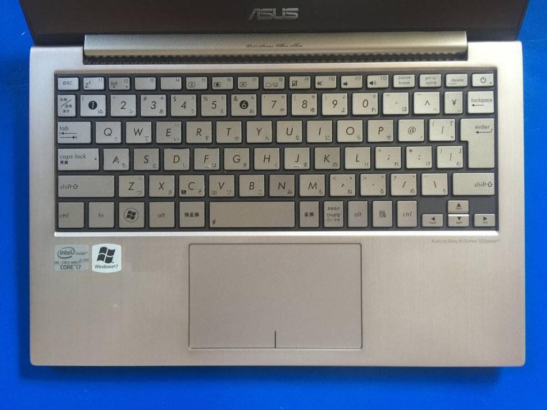 ASUS UX21E 11.6 型TFT液晶　薄型・コンパクトノートパソコン