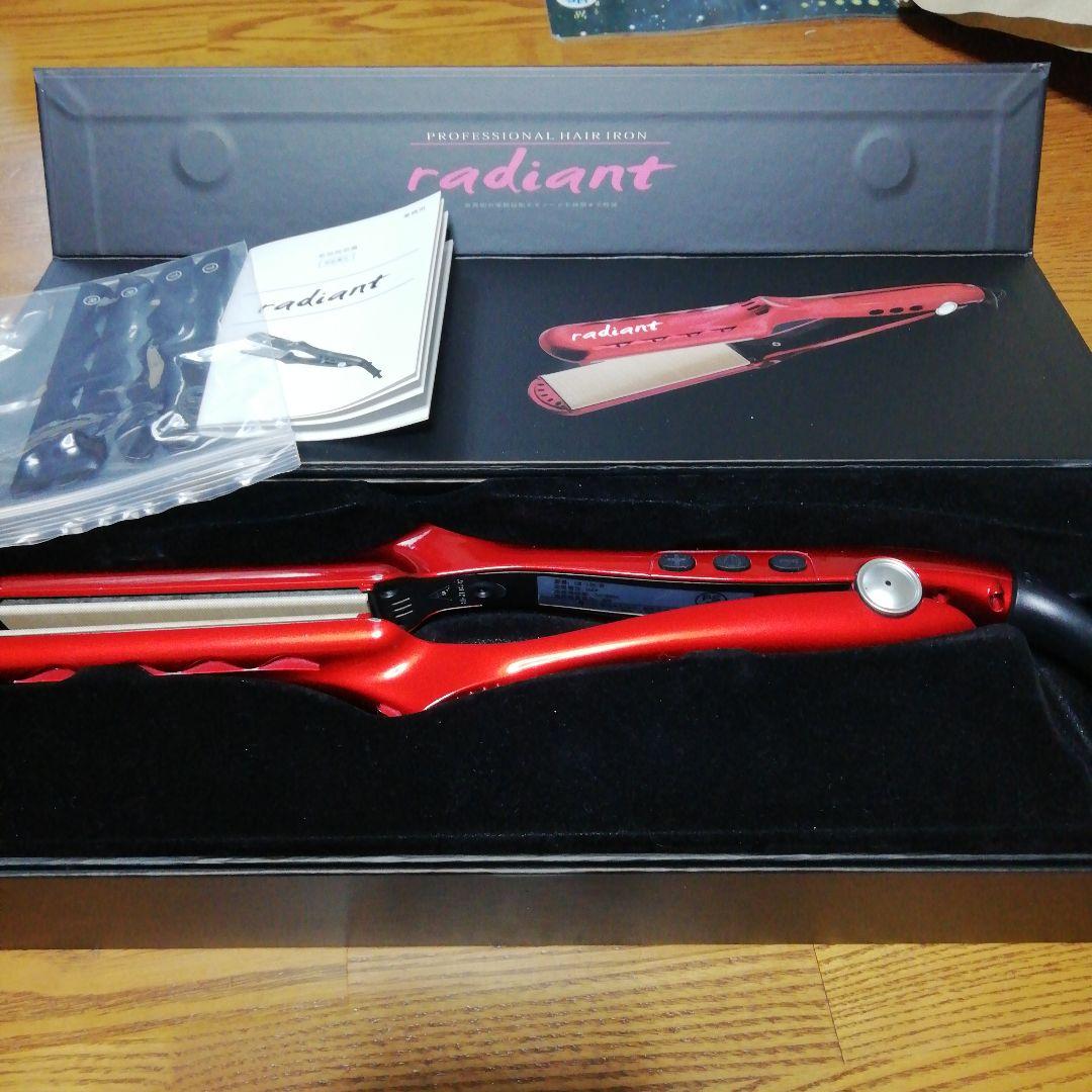 radiant ヘアアイロン　プロ仕様のアイロン　130～220度