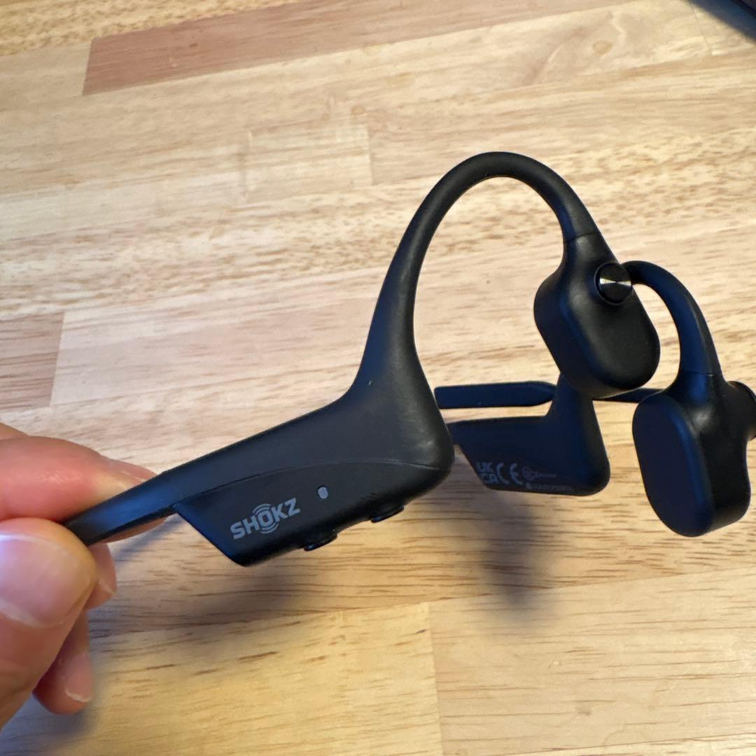骨伝導ヘッドセットShokz OpenComm 初代