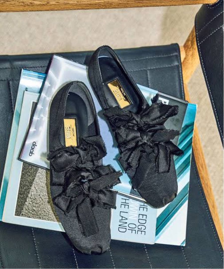 LE TALON GRISE サテンリボンバレリーナ journal