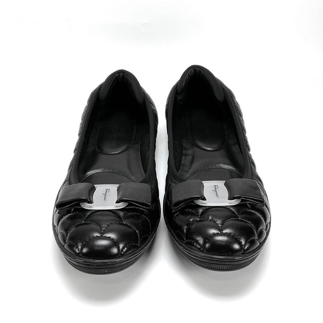 FERRAGAMO　パンプス　ヴァラリボン　キルティング　バレエシューズ