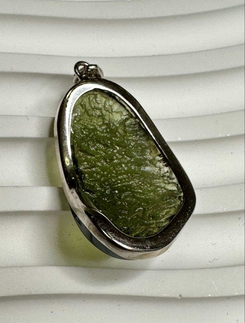 モルダバイト ペンダント シルバー925