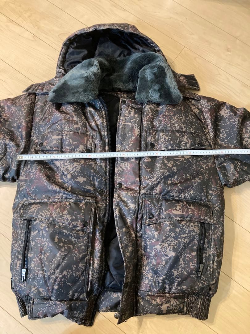 ロシア軍？デジタルフローラ？　迷彩柄フード付きジャケット