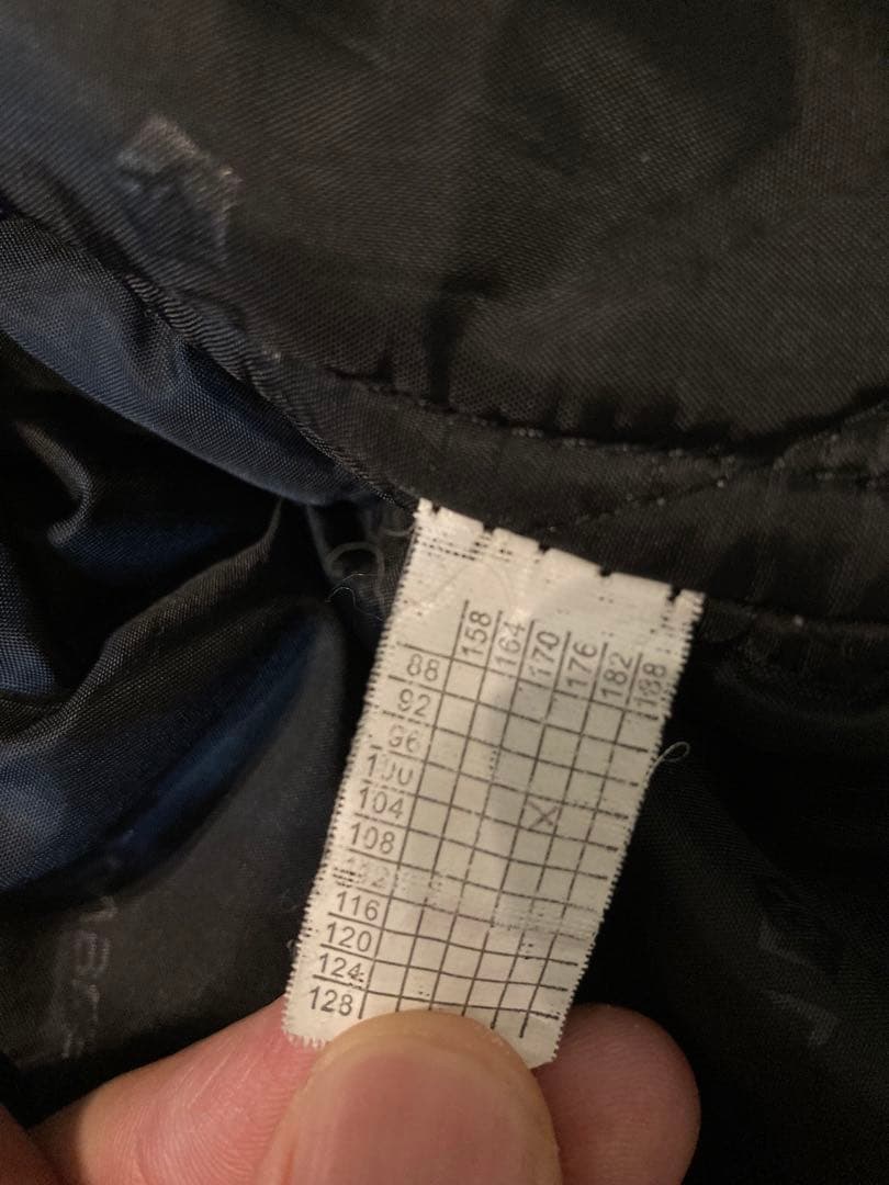 ロシア軍？デジタルフローラ？　迷彩柄フード付きジャケット