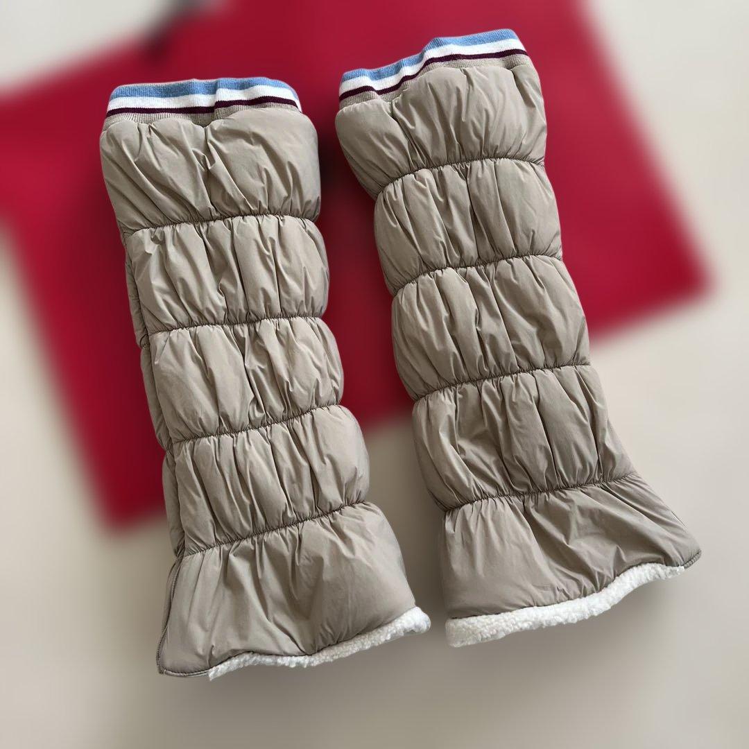 yyom！マーク&ロナ　レッグウォーマー　ベージュ