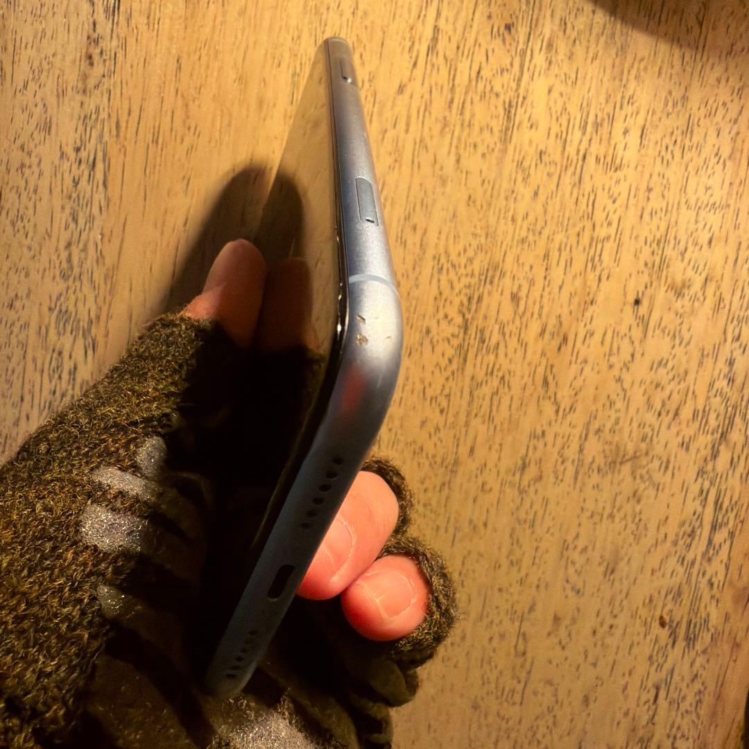 iPhone XR 64GB ブルー　画面割れ