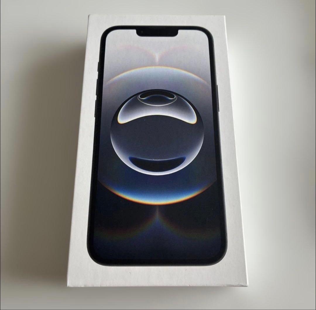 【極美品】iPhone16e 128GB ブラック