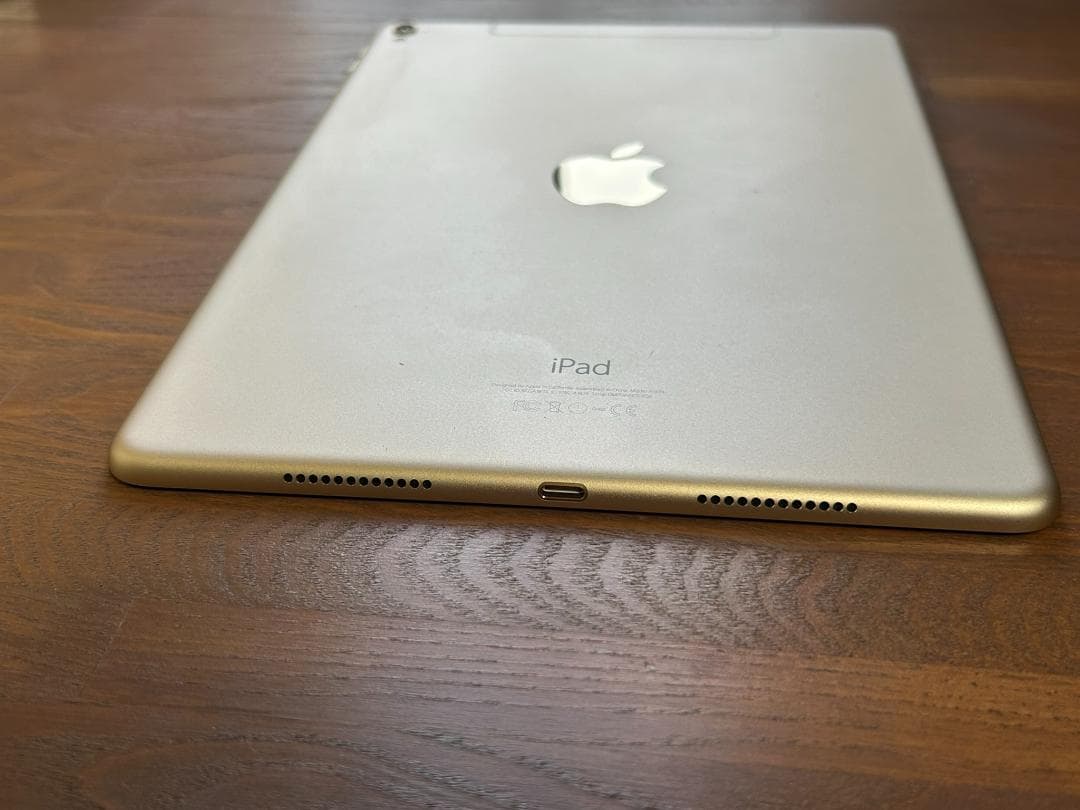 時*司様 iPad Pro 9.7インチ 128GB SIMフリー 電池73.7