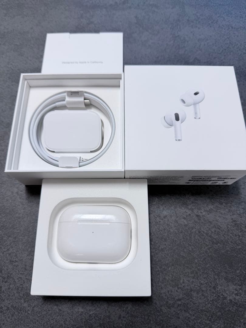 AirPods Pro 2本体 充電ケーブル付き