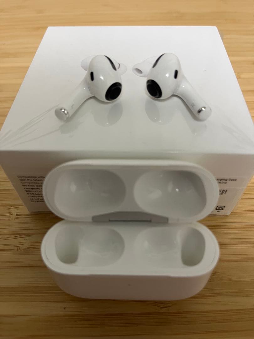 【美品】AirPods Pro 第1世代 ※完動品・付属品未使用