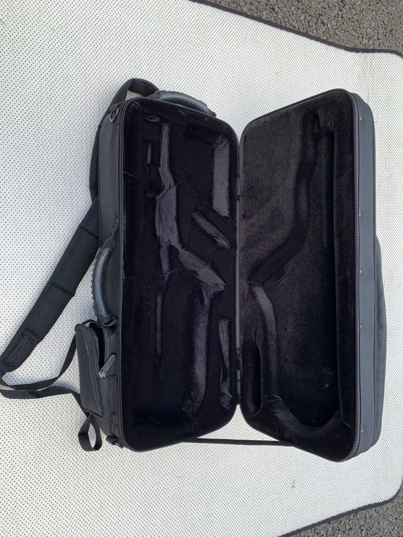 【ジャンク品】アルトサックス セミハードケース(protec) M0039