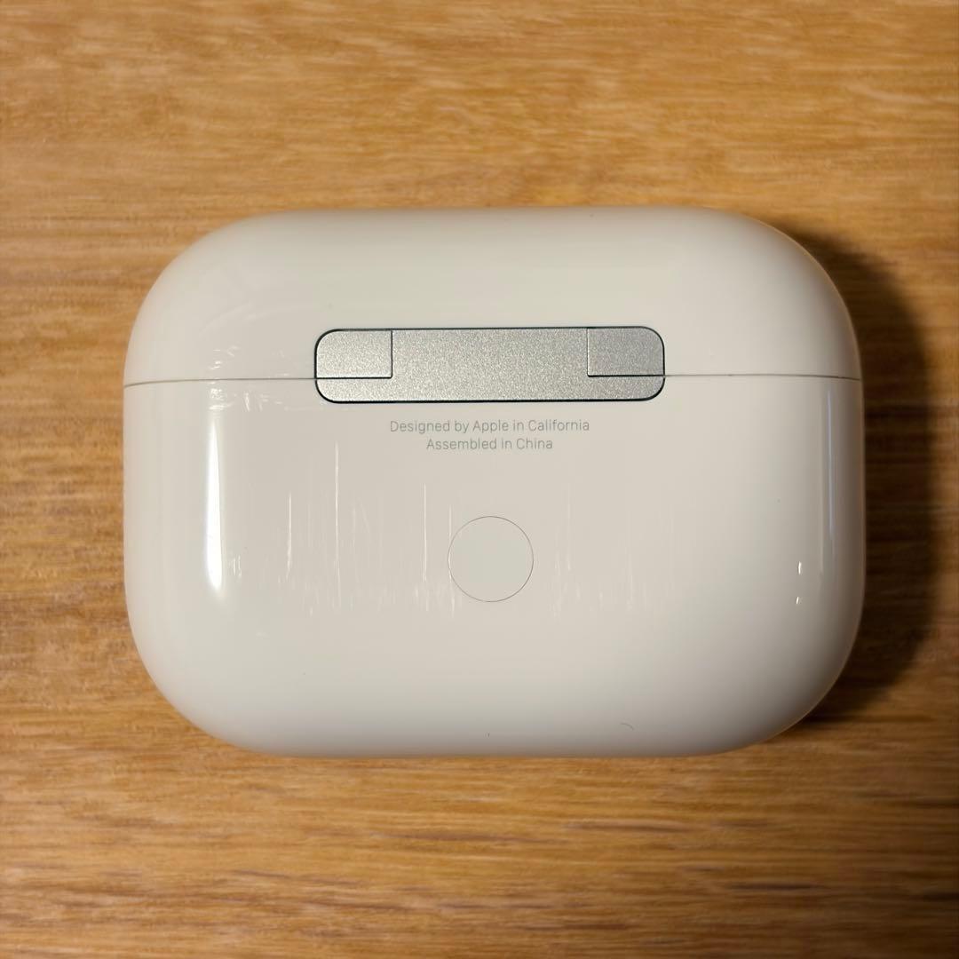 AirPods Pro 2 Lightning端子