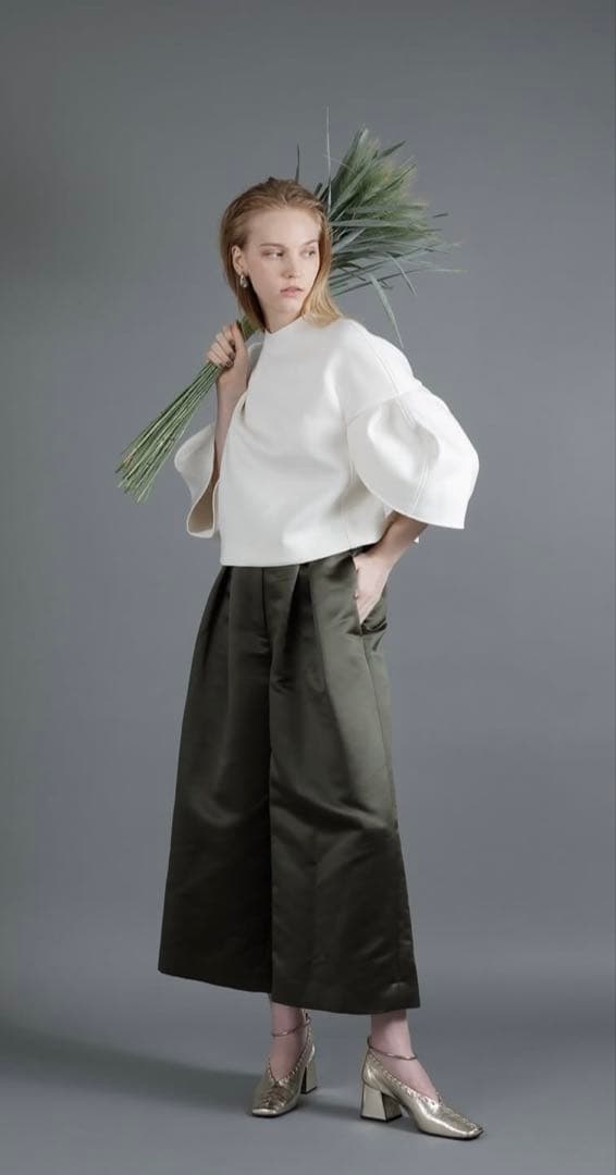 heve ヘイヴ　サテンフレアガウチョパンツ　38サイズ