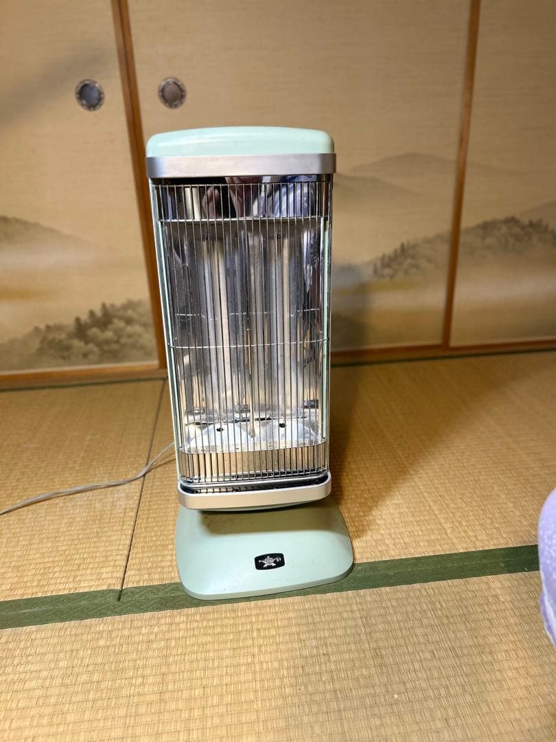 アラジン遠赤グラファイトヒーター　CAH-2G10F 23製