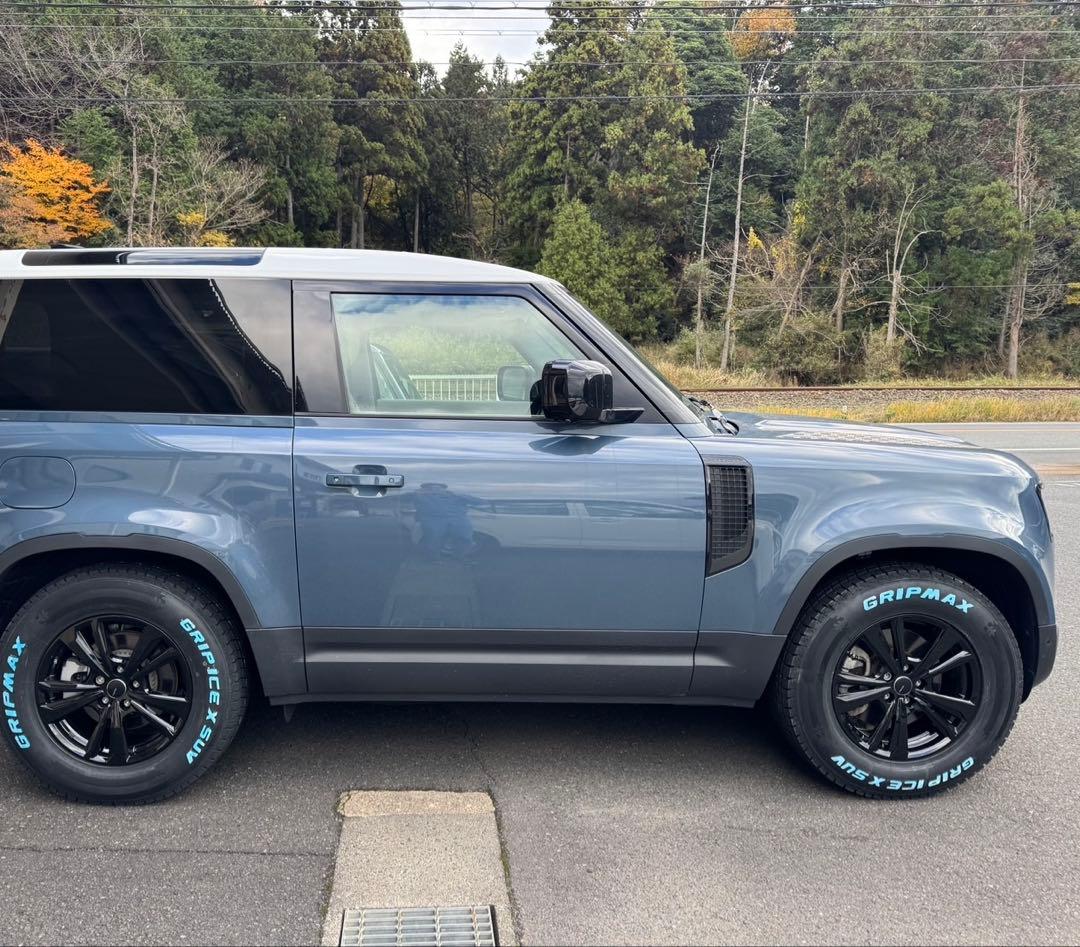 美品！ランドローバー　スタッドレスタイヤ4本など