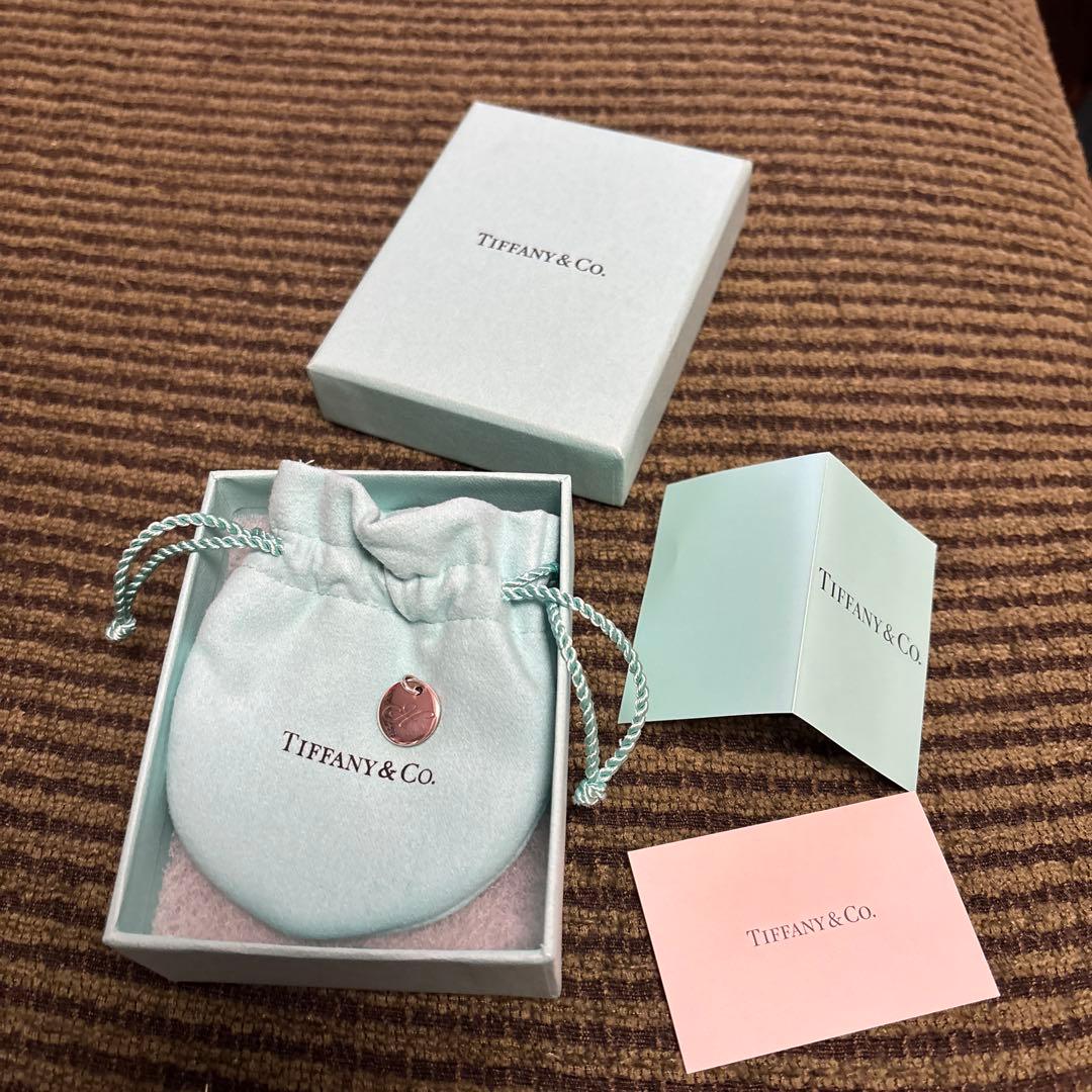 【未使用品】ティファニー　ペンダントトップのみ　シルバー　H 刻印　丸型