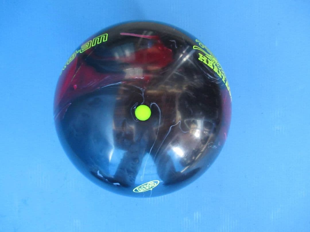 HERITAGE　ヘリテージ　ボウリング ボーリング ボール