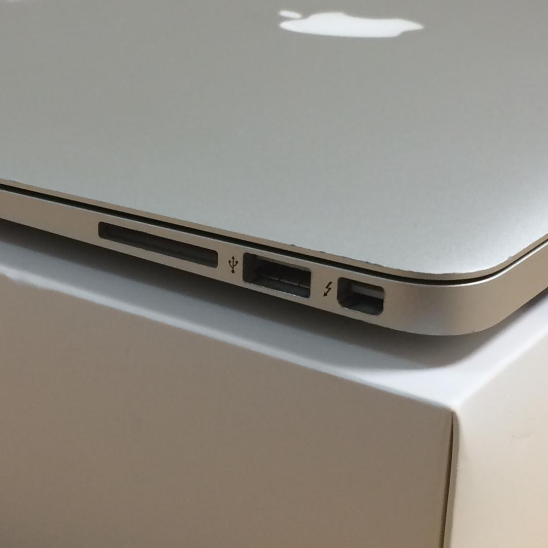 MacBook本体 MacBook Air (13-inch, 2017) 8G/256G VL