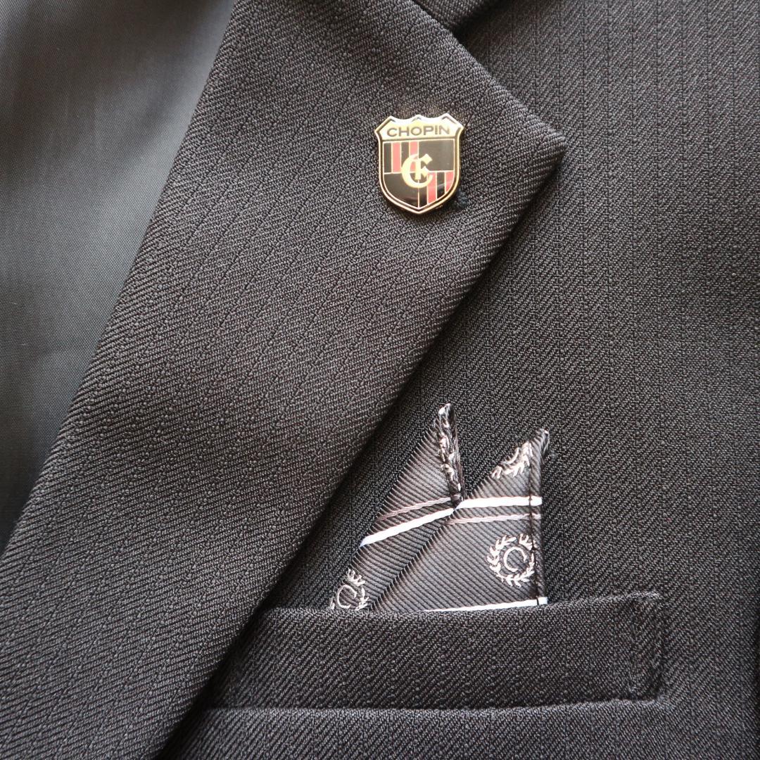 新品同様 ショパン 160cm 男の子 黒 ベスト付 セレモニースーツ上下セット