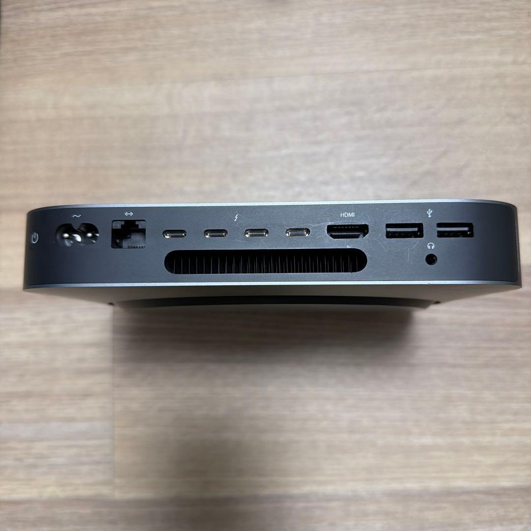 Apple Mac mini 2018 スペースグレイ(電源ケーブル付き)