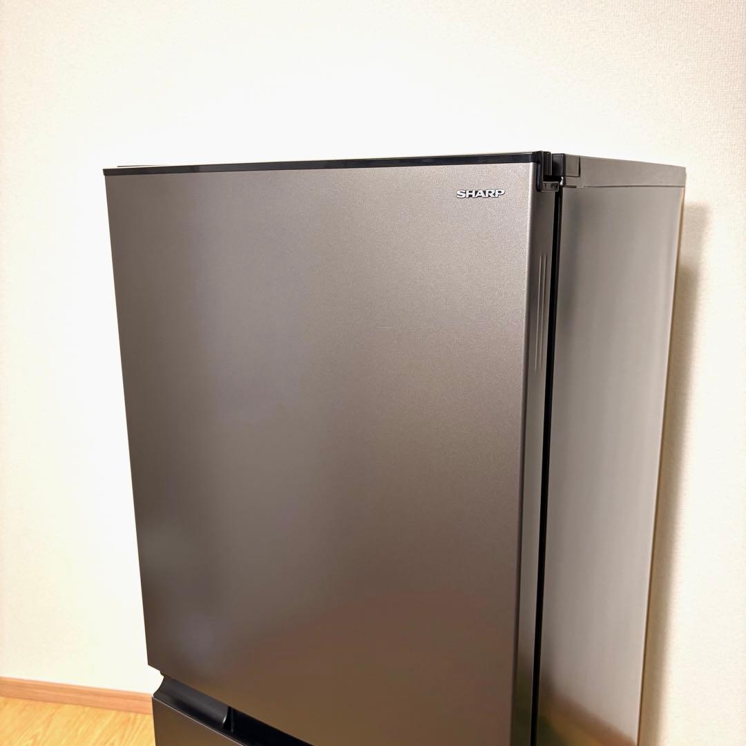 2025年式 冷蔵庫 一人暮らし 単身用 小型 無料保証付き シャープ 未使用
