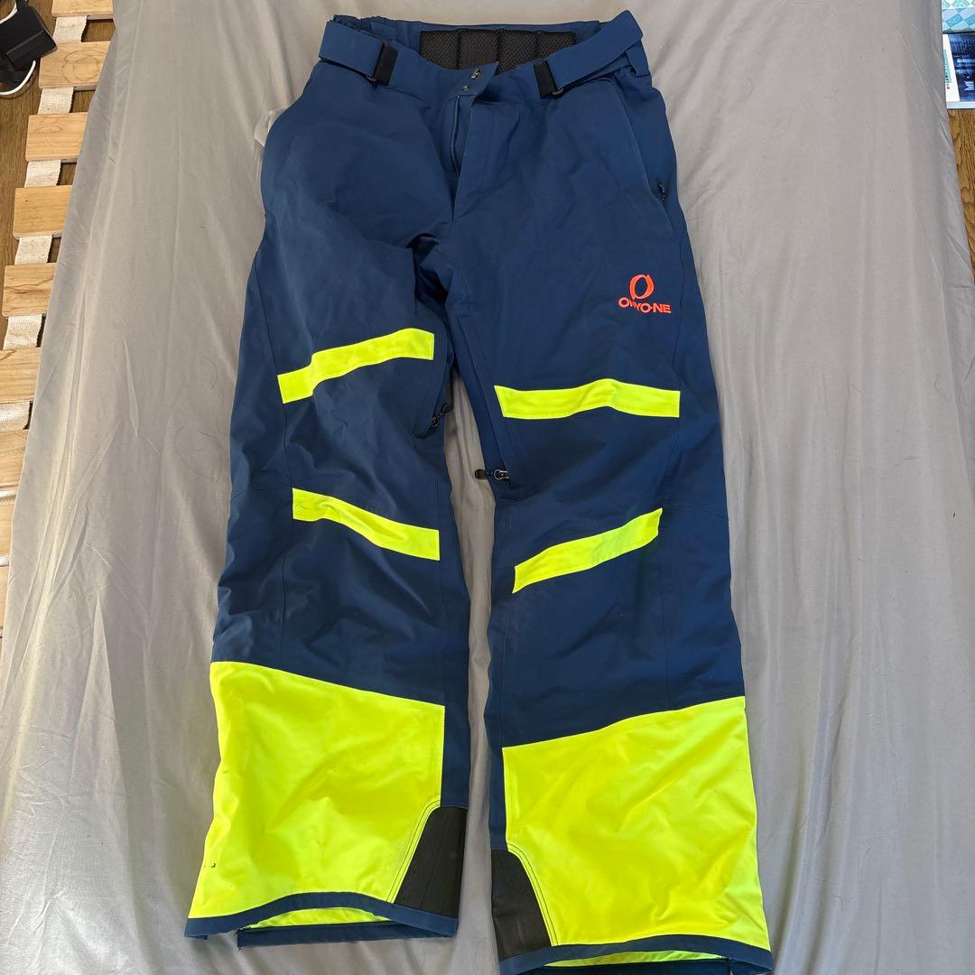 ONONE スキーウェア ネイビー/イエロー上下