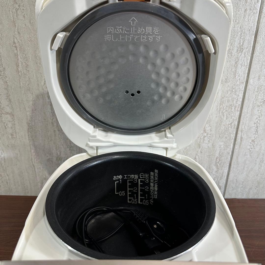 美品 象印 炊飯機 マイコン式 3合 NL-BB05-WM 18年製