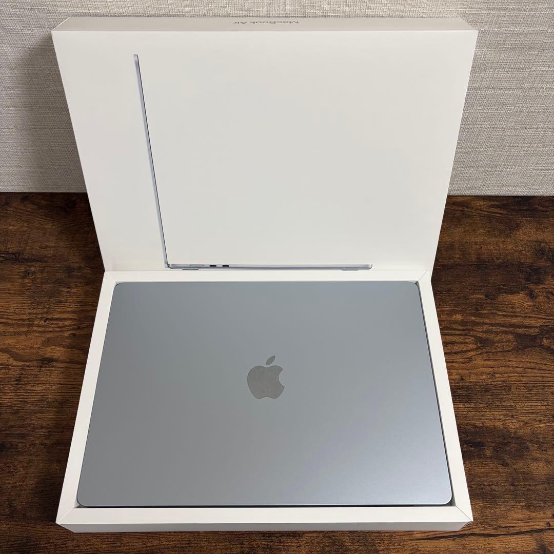 MacBook Air 15インチ M4 16GB 512GB スターライト