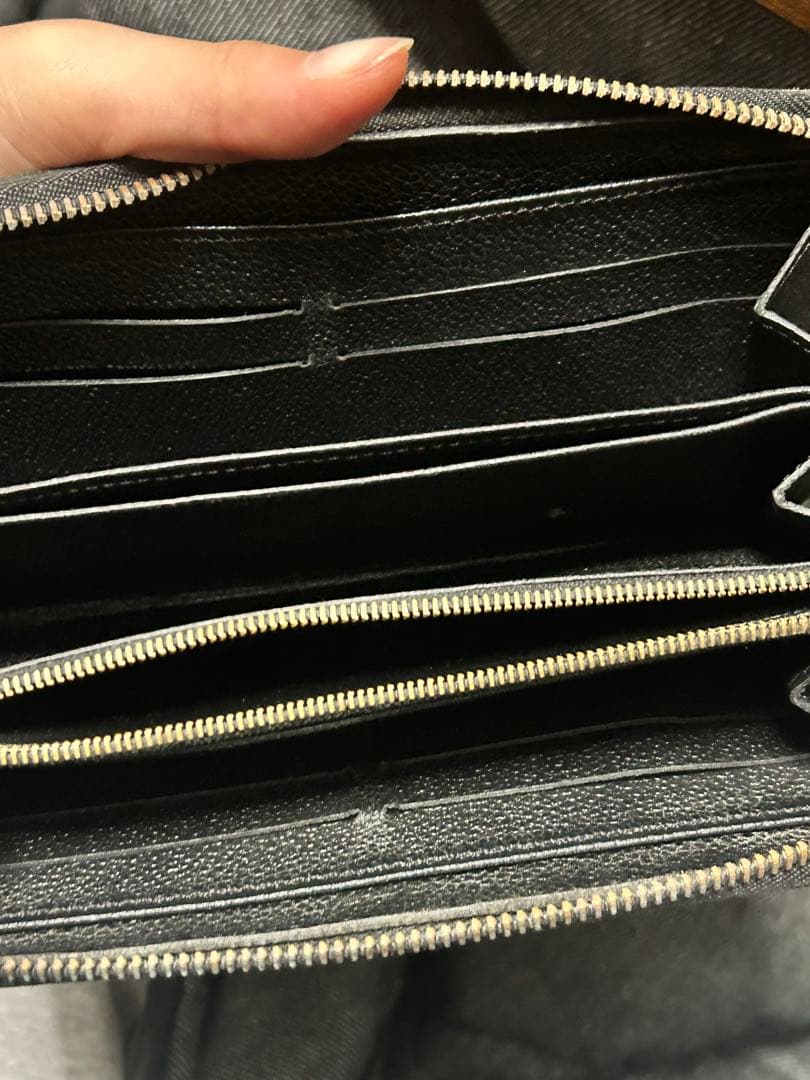 【ゆな】Louis Vuitton ブラック長財布