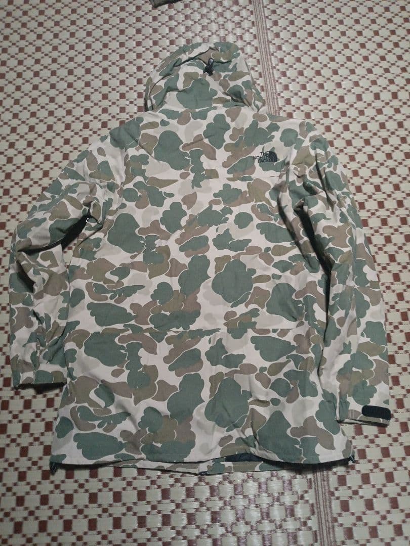 ノースフェイス　プリマロフト　ジャケット　スキー　スノボ　ウェア　タンカモ　L