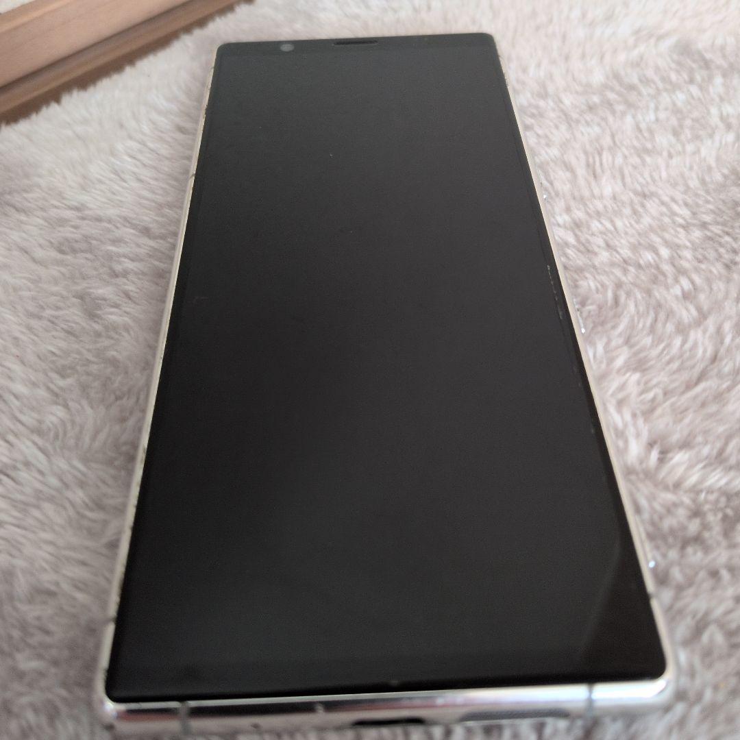 Xperia　901SO スマートフォン本体 軽微な傷あり