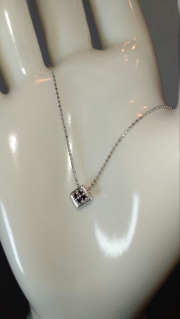 中古　ノエマ　18金ホワイトゴールド　オニキスネックレス