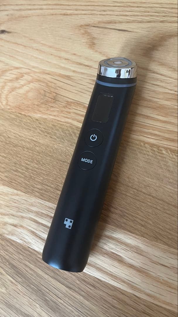 ブラック 美顔器 滴形デザイン