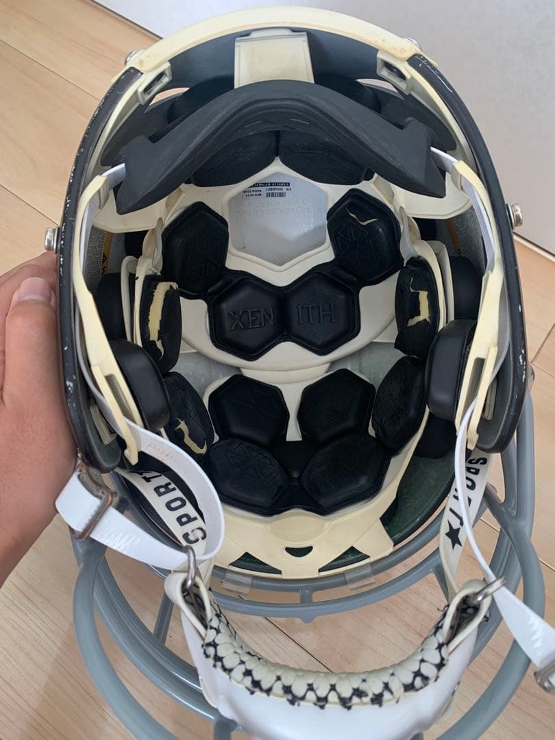 XENITH アメリカンフットボールヘルメット　Mサイズ