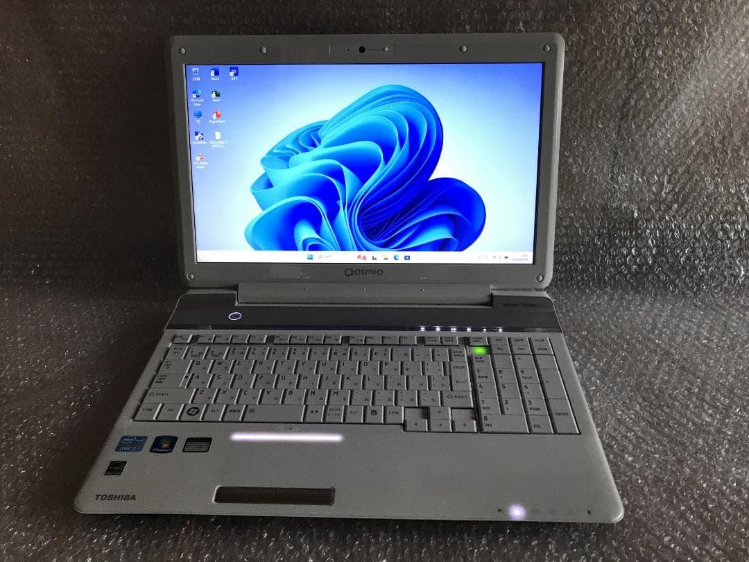 超超美品 Gore i7 起動約 13秒 新品SSD 512GB メモリ 8GB