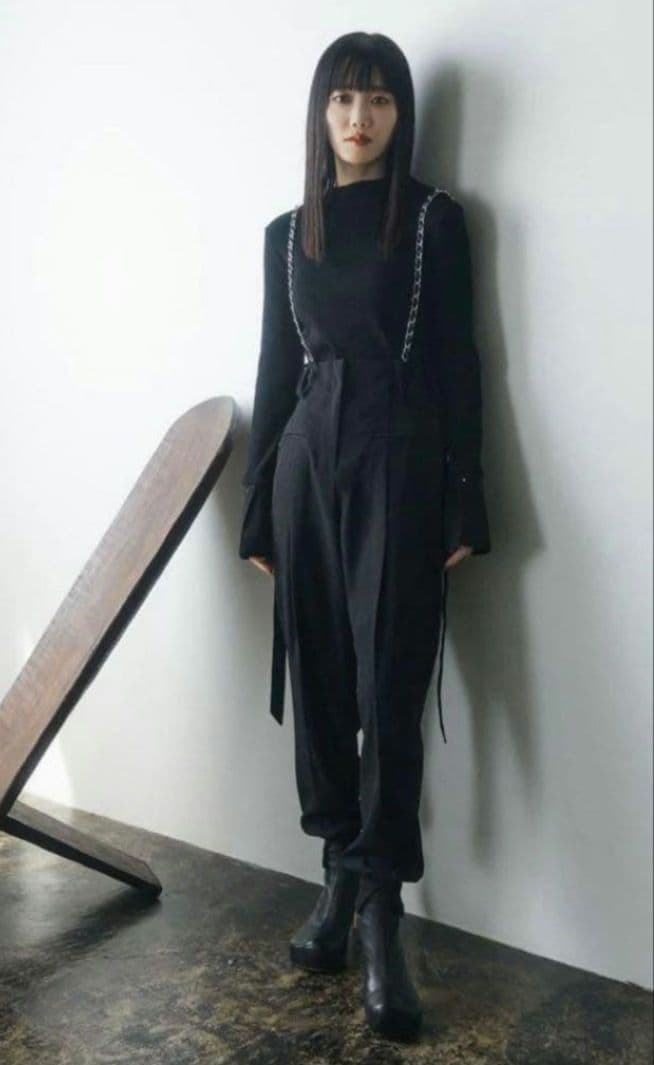 andrea&co　CHAIN SUSPENDER JOGGER PANTS