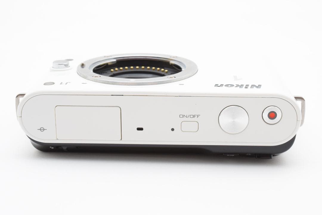 超美品 ニコン Nikon J1 ホワイト ショット数 2,258枚 M807