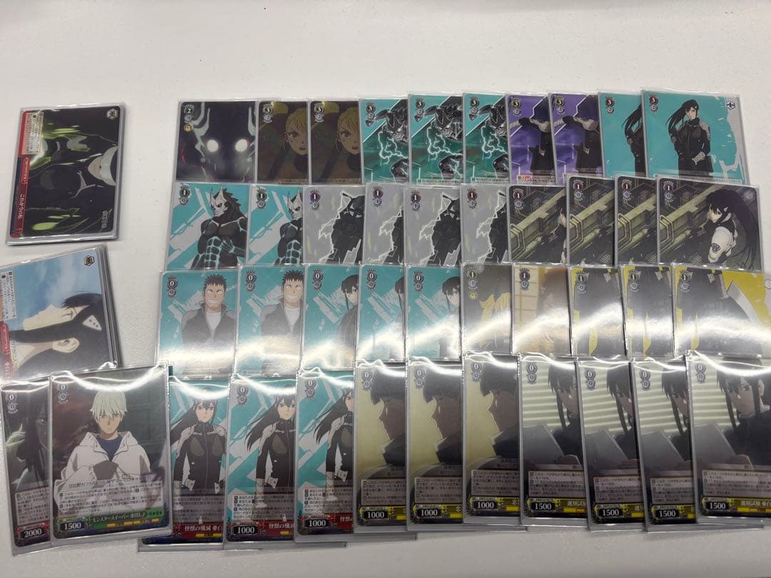 ヴァイスシュヴァルツ　怪獣8号　8扉デッキ+パーツ