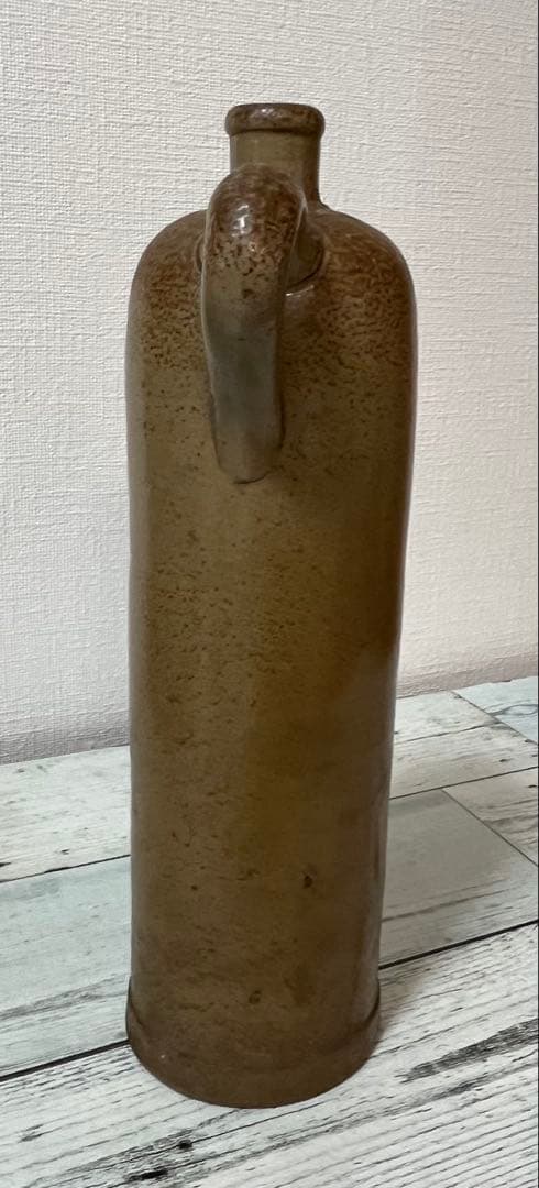 イギリスアンティーク　陶器製ボトル　2個セット