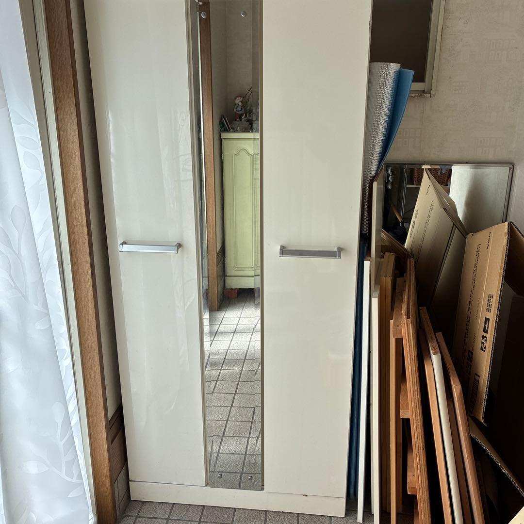 引き取り限定　白のシューズボックス