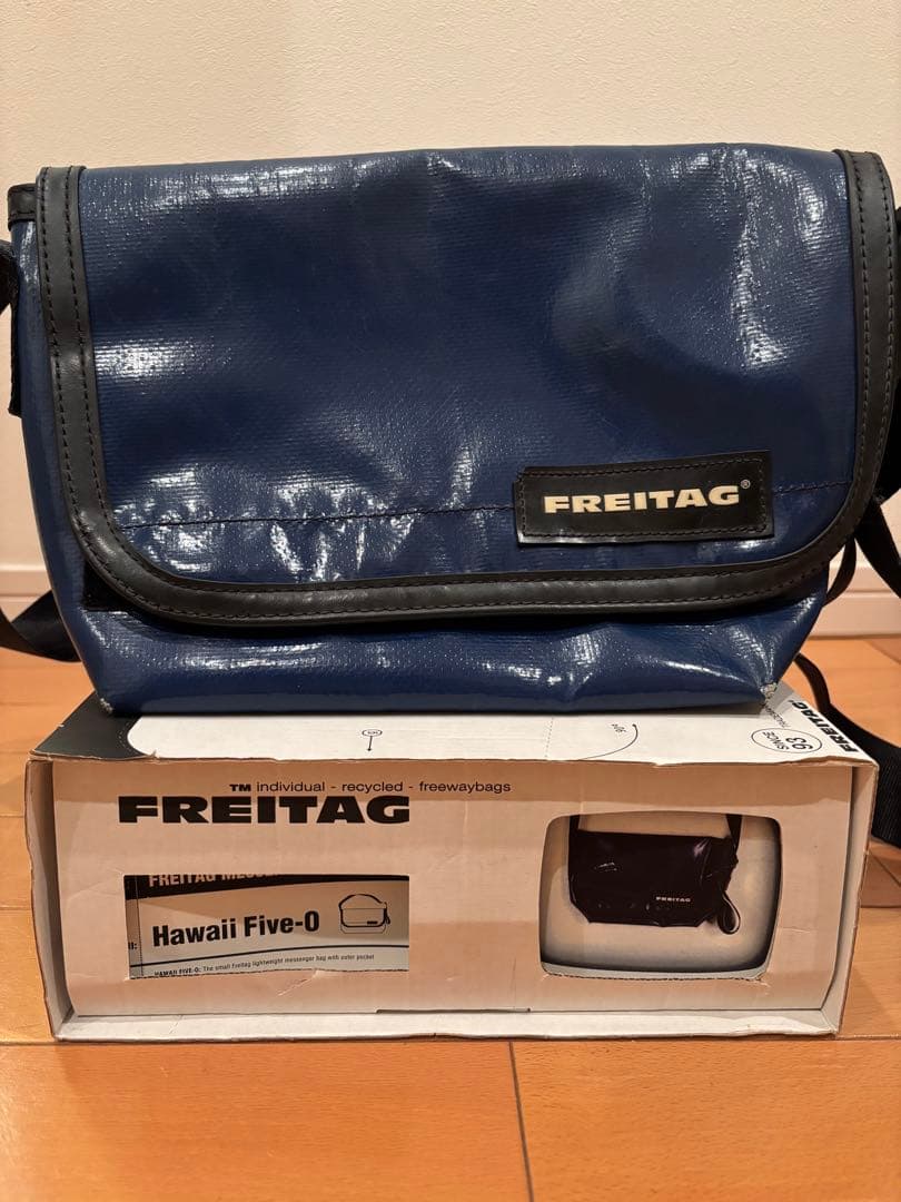 FREITAG フライターグ　メッセンジャーバッグ　ケース付き