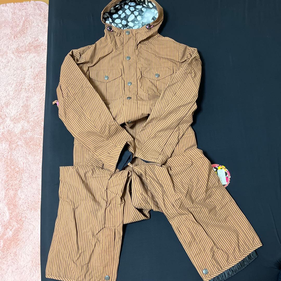 スノーボードウェアー　レディース