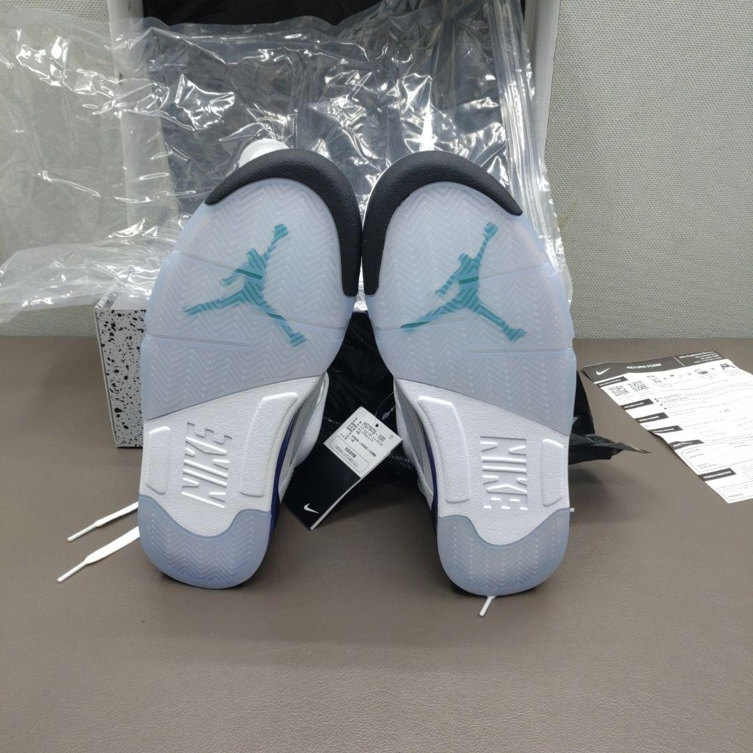 エアージョーダン５レトロ　グレープ