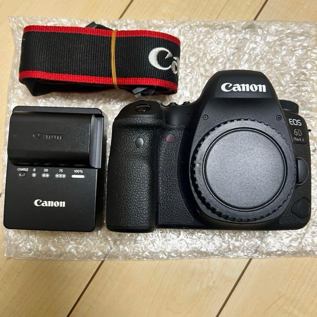 デジタル一眼レフカメラ　Canon EOS 6D Mark II