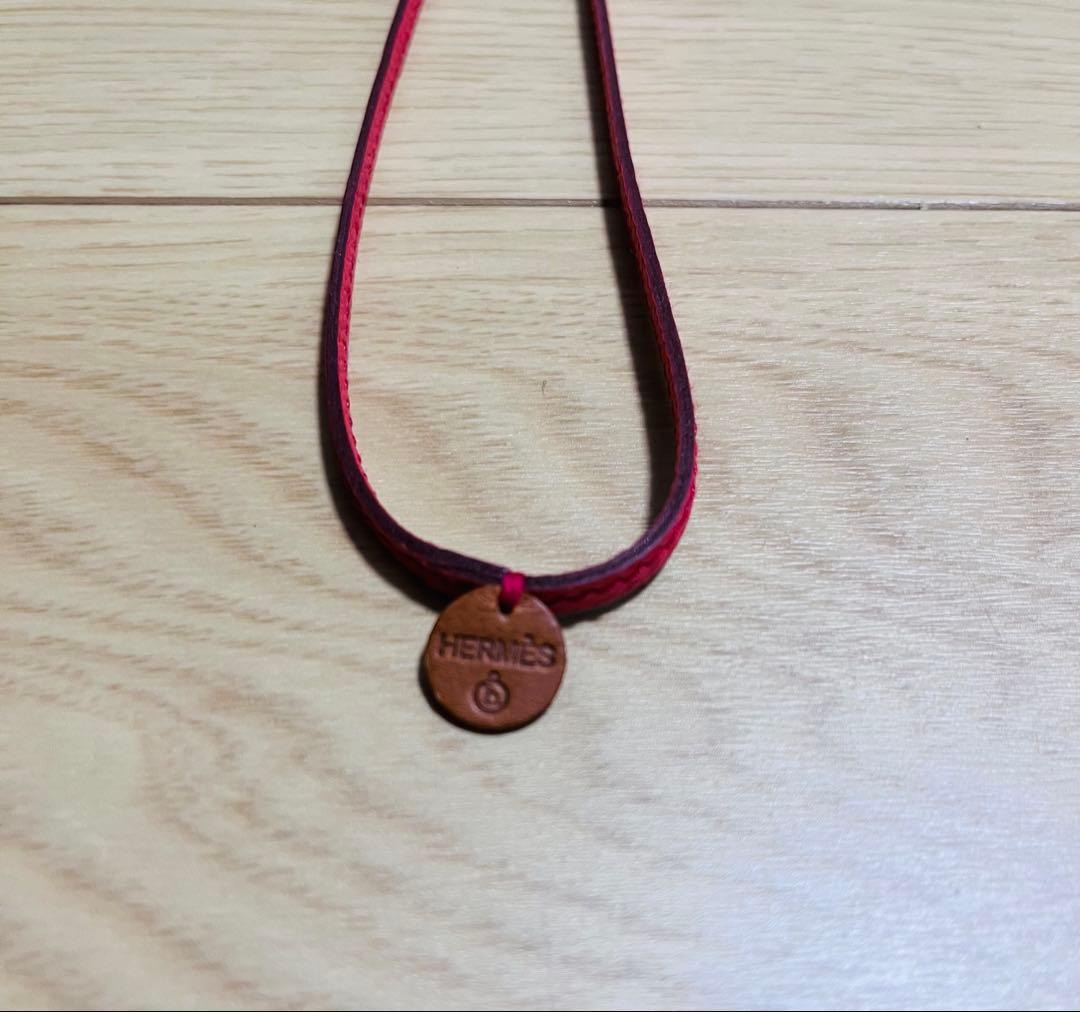 エルメス　プチアッシュ　皮ひも