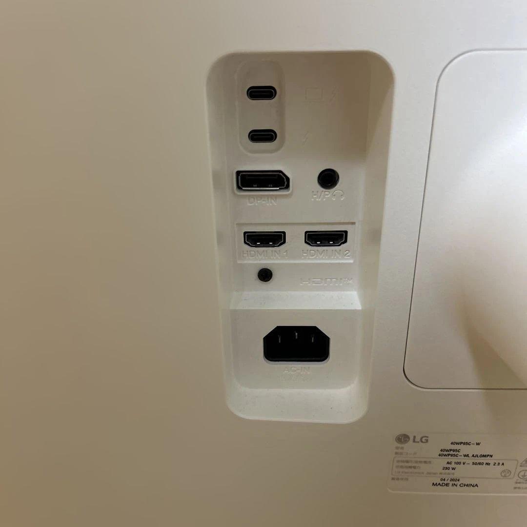 LG製40インチウルトラワイド曲面ディスプレイ 40WP95C-W