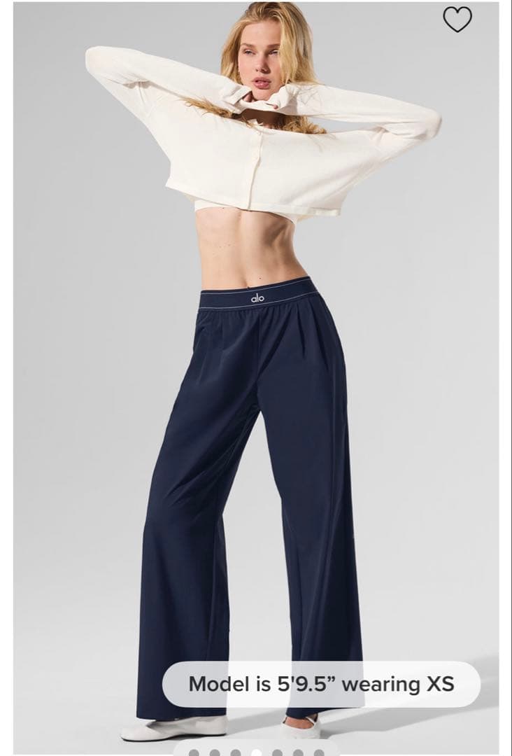 公式オンライン　新品未使用　alo yogaアロヨガ　トラウザー　XXS