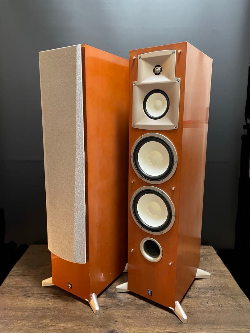 YAMAHA NS-8HX トールボーイ型　スピーカー 脚付き　2台セット