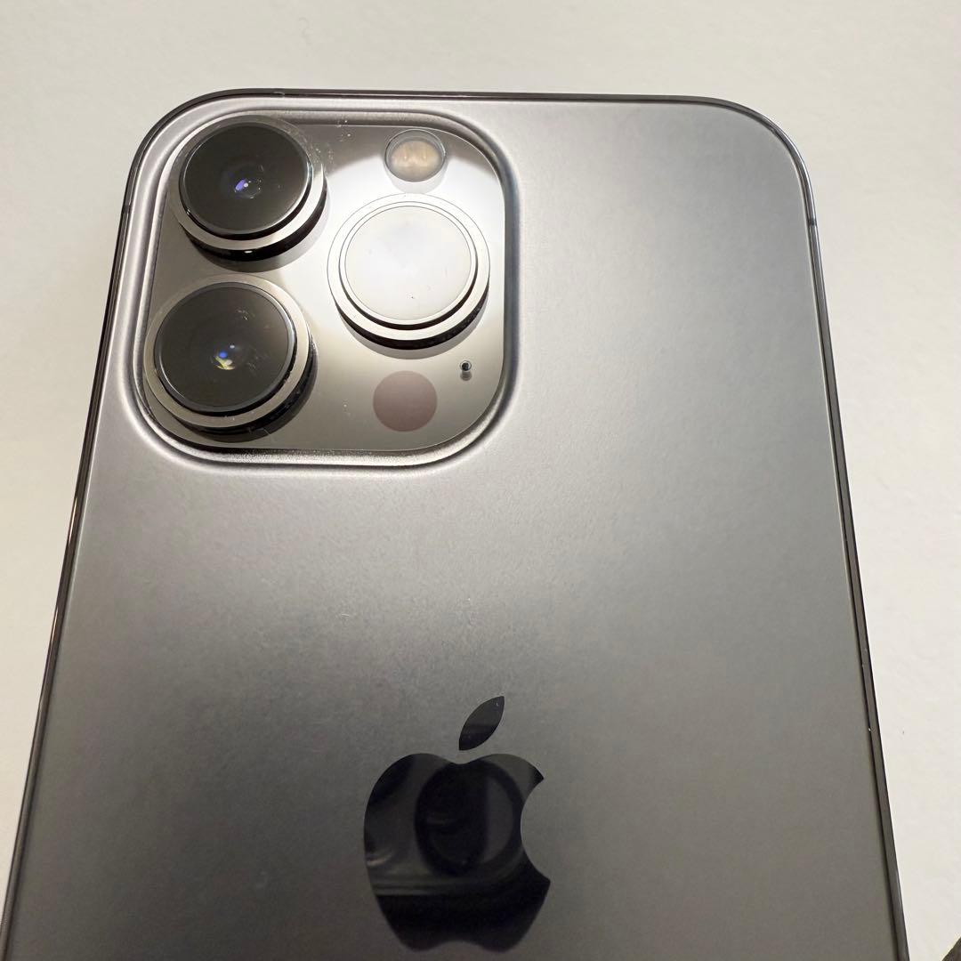 【魂】iPhone 13 Pro グラファイト 256GB